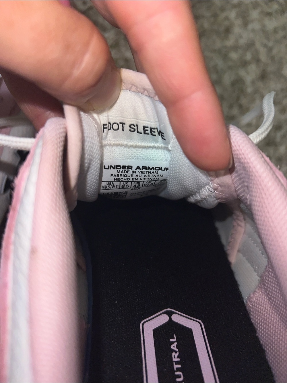 Under Armour Unisex Apparition Pink and White Athletic Running Shoes W11/M9.5 - Picture 10 of 12